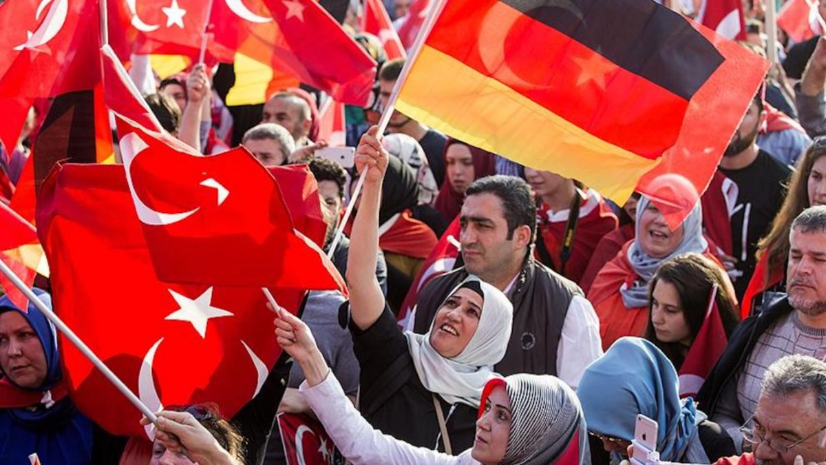 Almanya’daki Türk Nüfusu 2,6 Milyonu Geçti